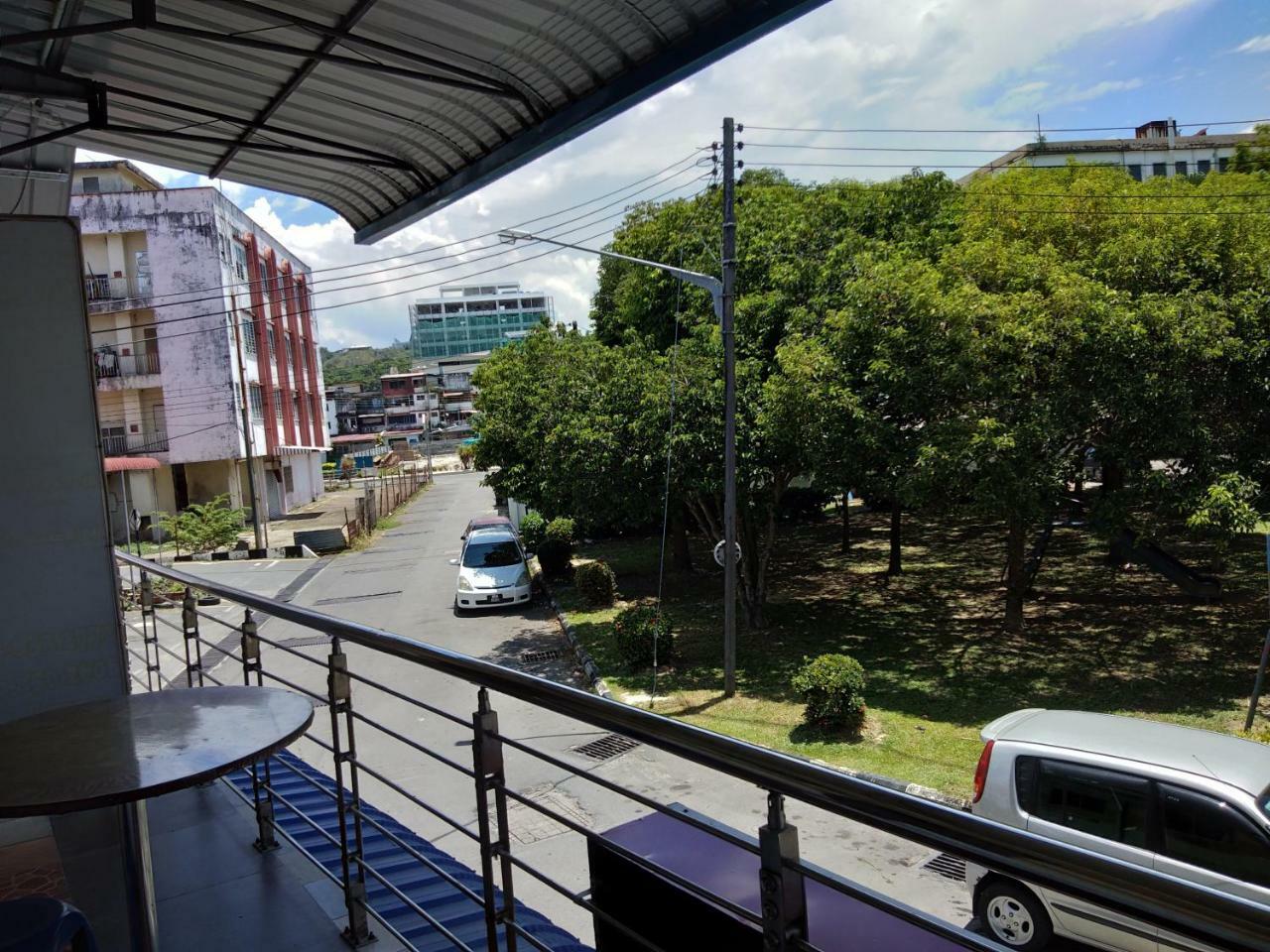 Jj Home2Stay Miri Ngoại thất bức ảnh